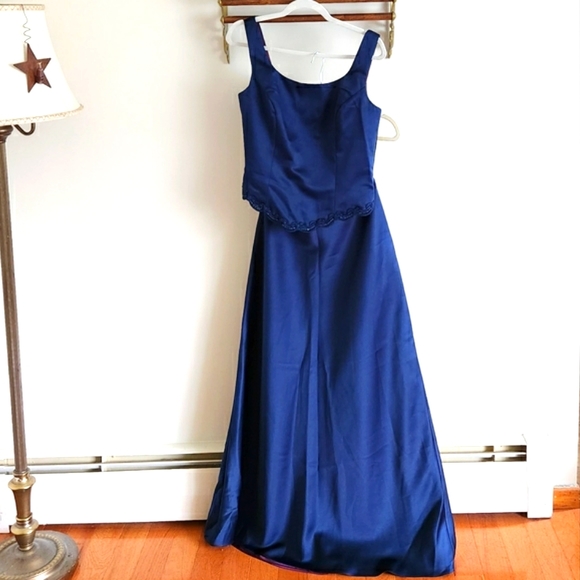 Two Piece Navy Gown - Picture 1 of 3